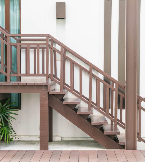 13523_field_image_decoration-escalier-bois
