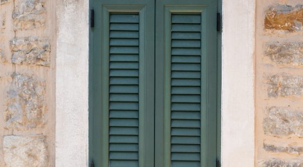 14481_field_service_image_window-old-building-montenegro